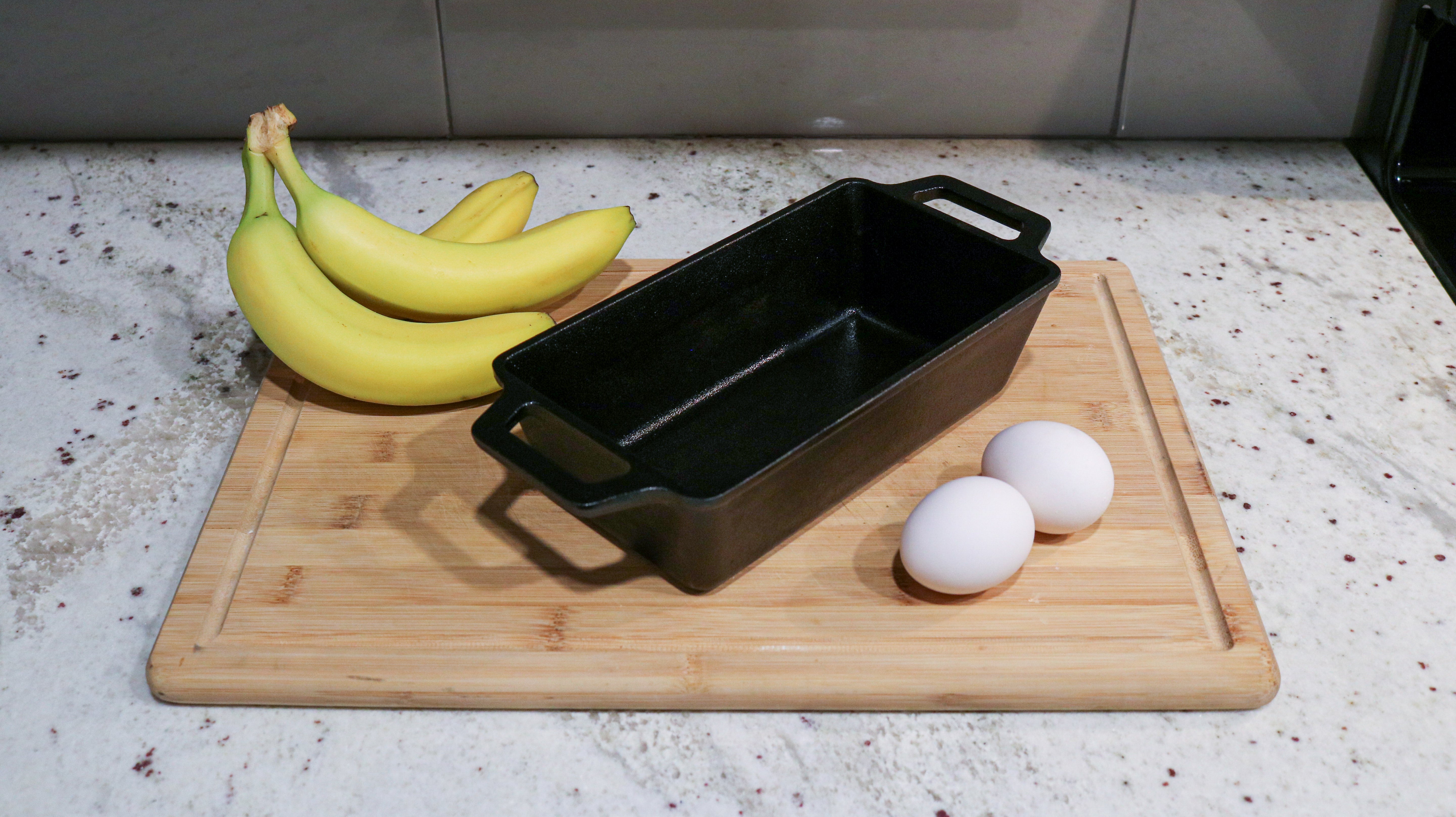 RECTANGULAR CAST IRON BREAD PAN