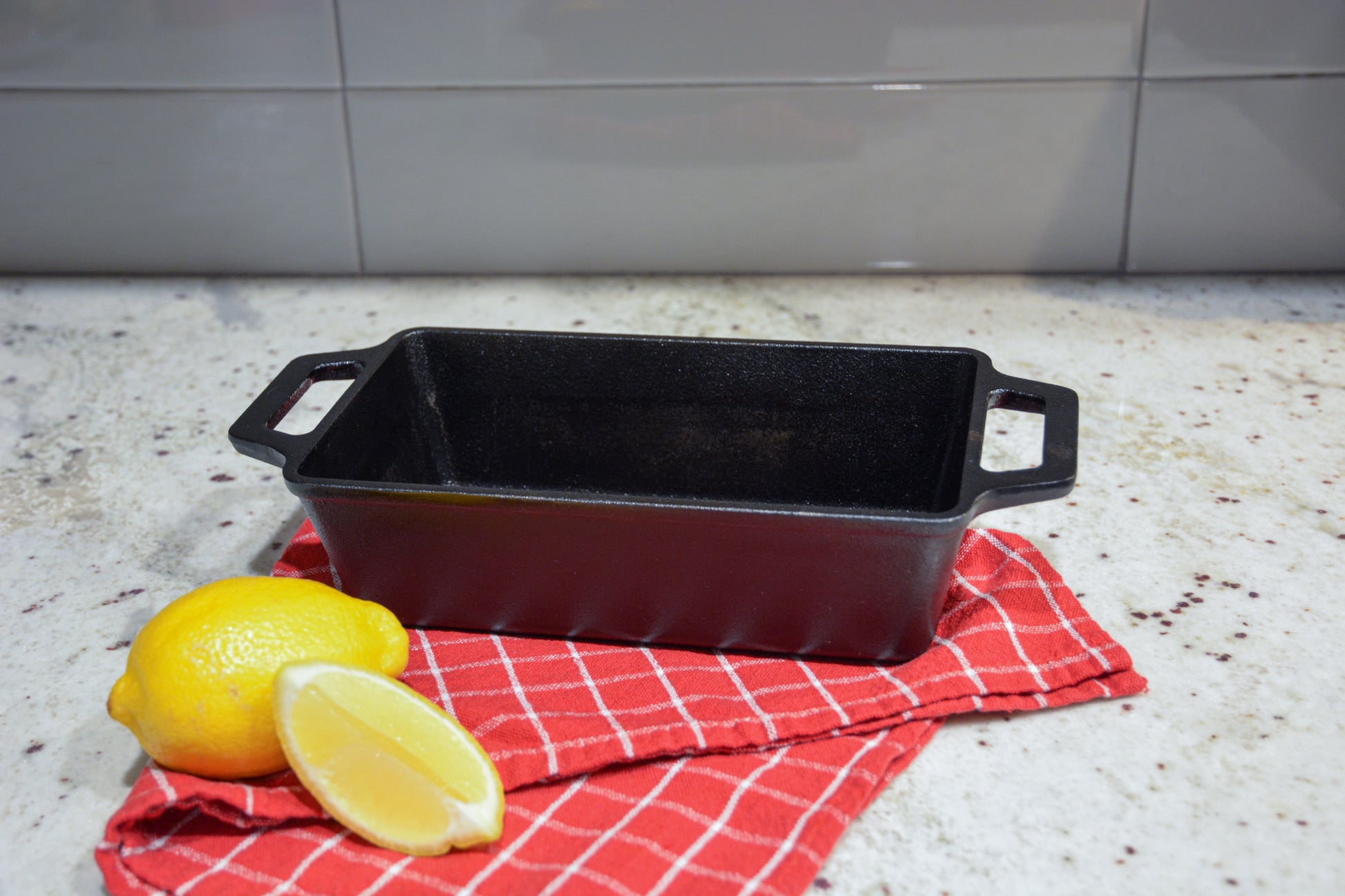 RECTANGULAR CAST IRON BREAD PAN