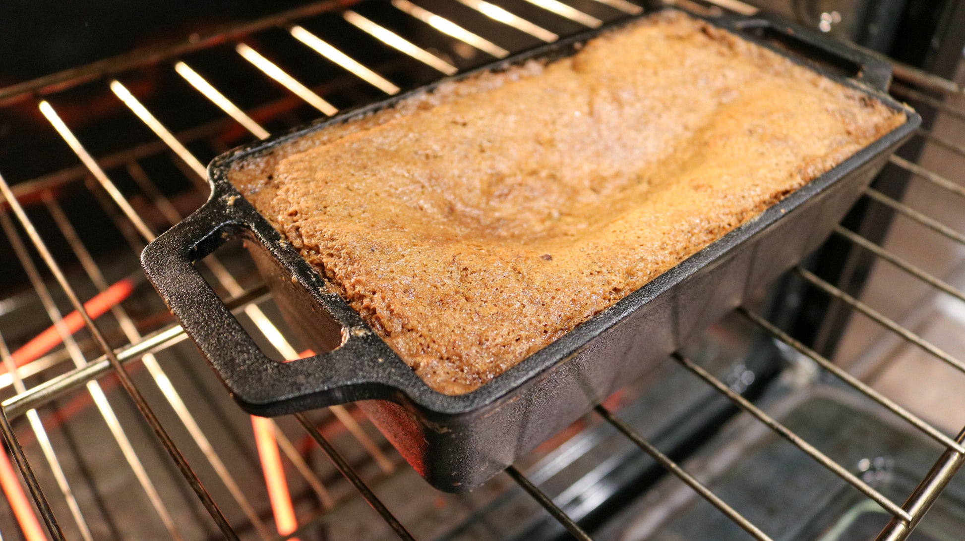 RECTANGULAR CAST IRON BREAD PAN